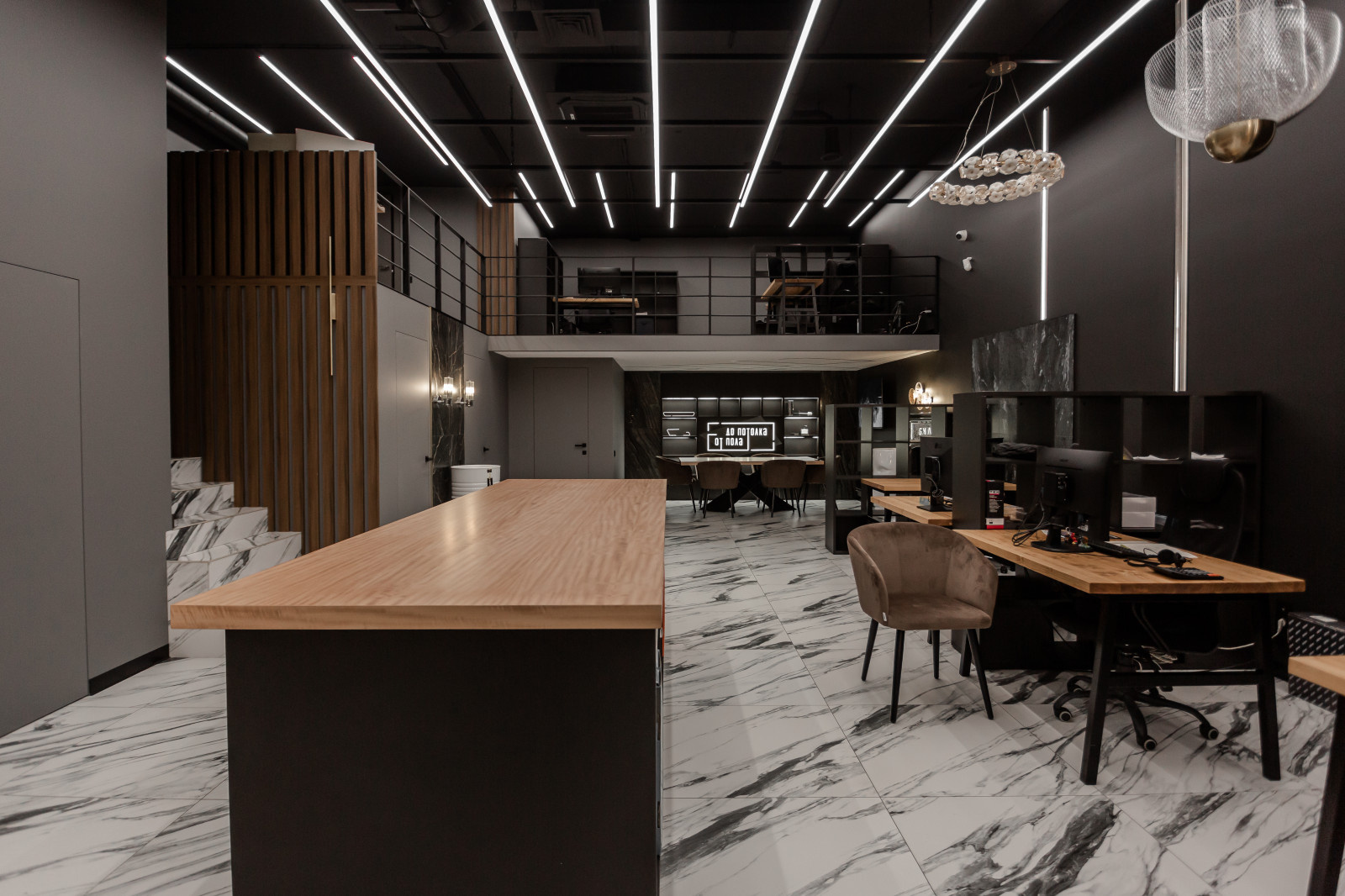 Шоу-рум строительной компании Реализация