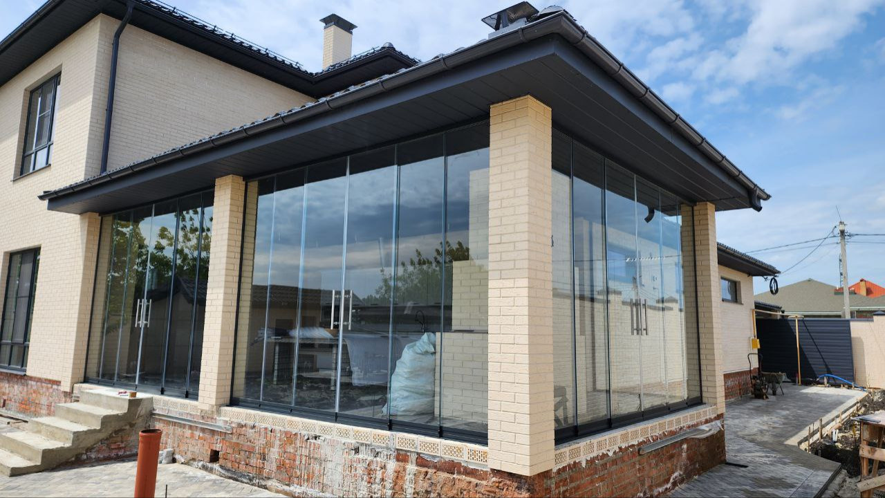 Безрамное остекление