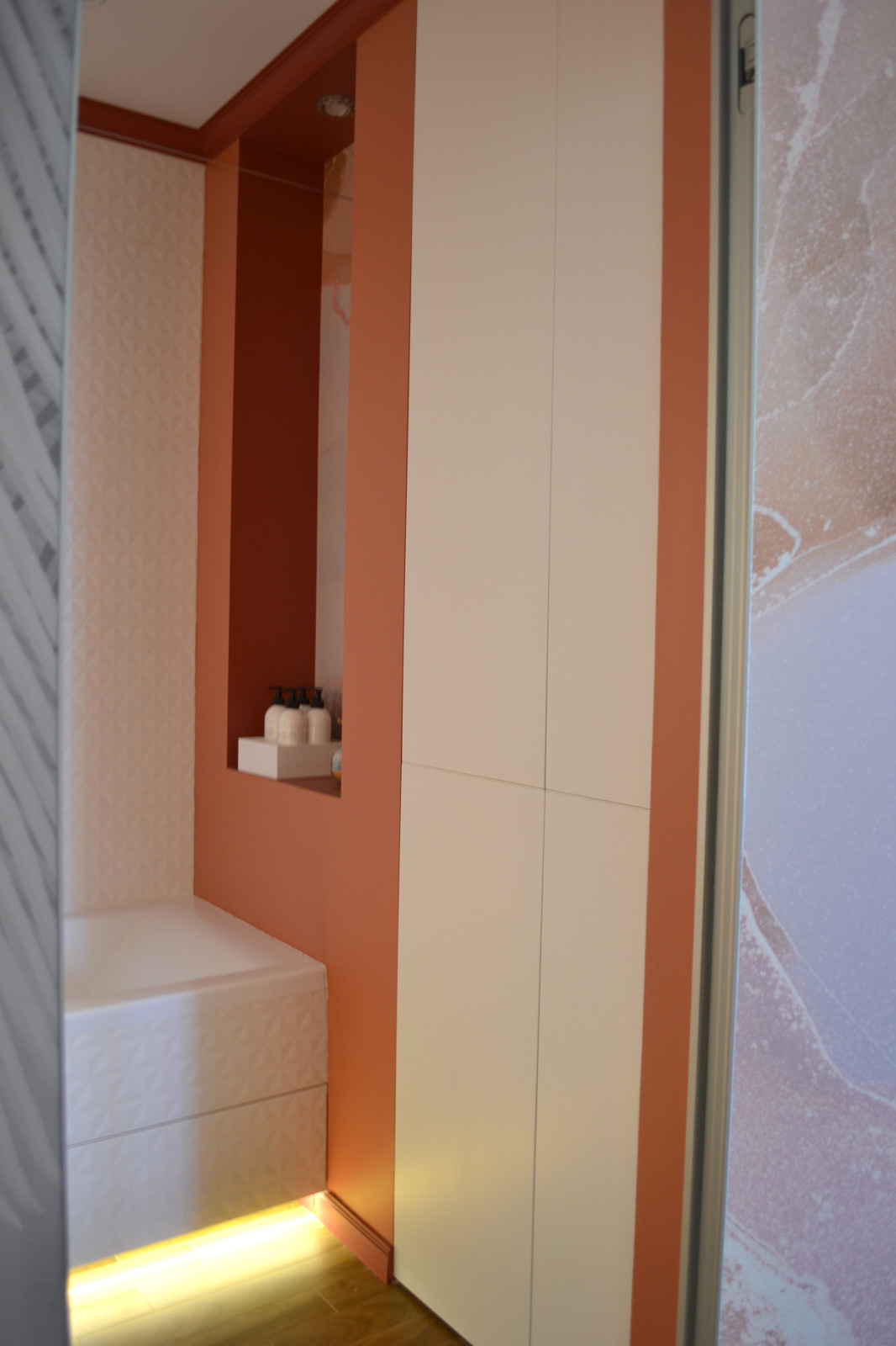 Пальмы в снегу ванна