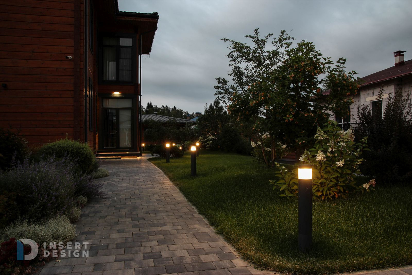 Ландшафтное освещение территории загородного дома в Степаньково, Подмосковье