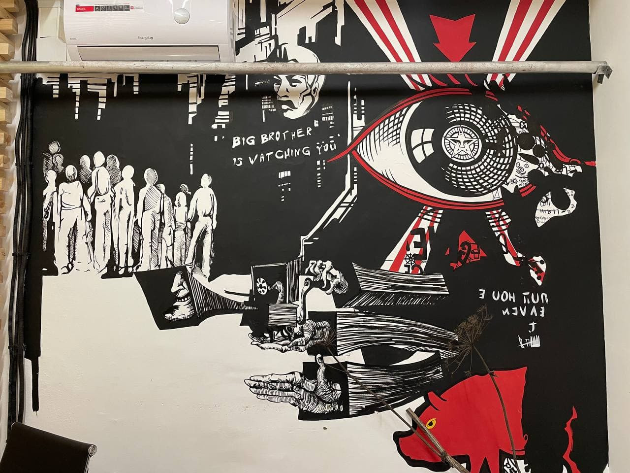 Роспись стен в офисе Dr.Jung