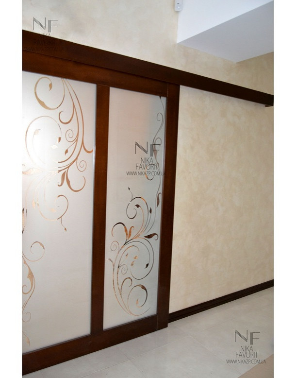 WOODEN SLIDING DOORS WITH GLASS