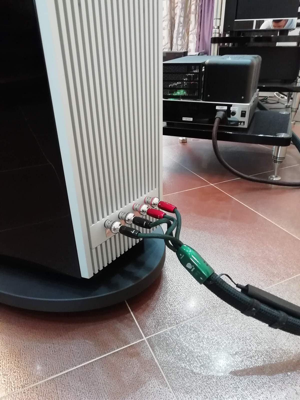 Стерео система в гостиной.