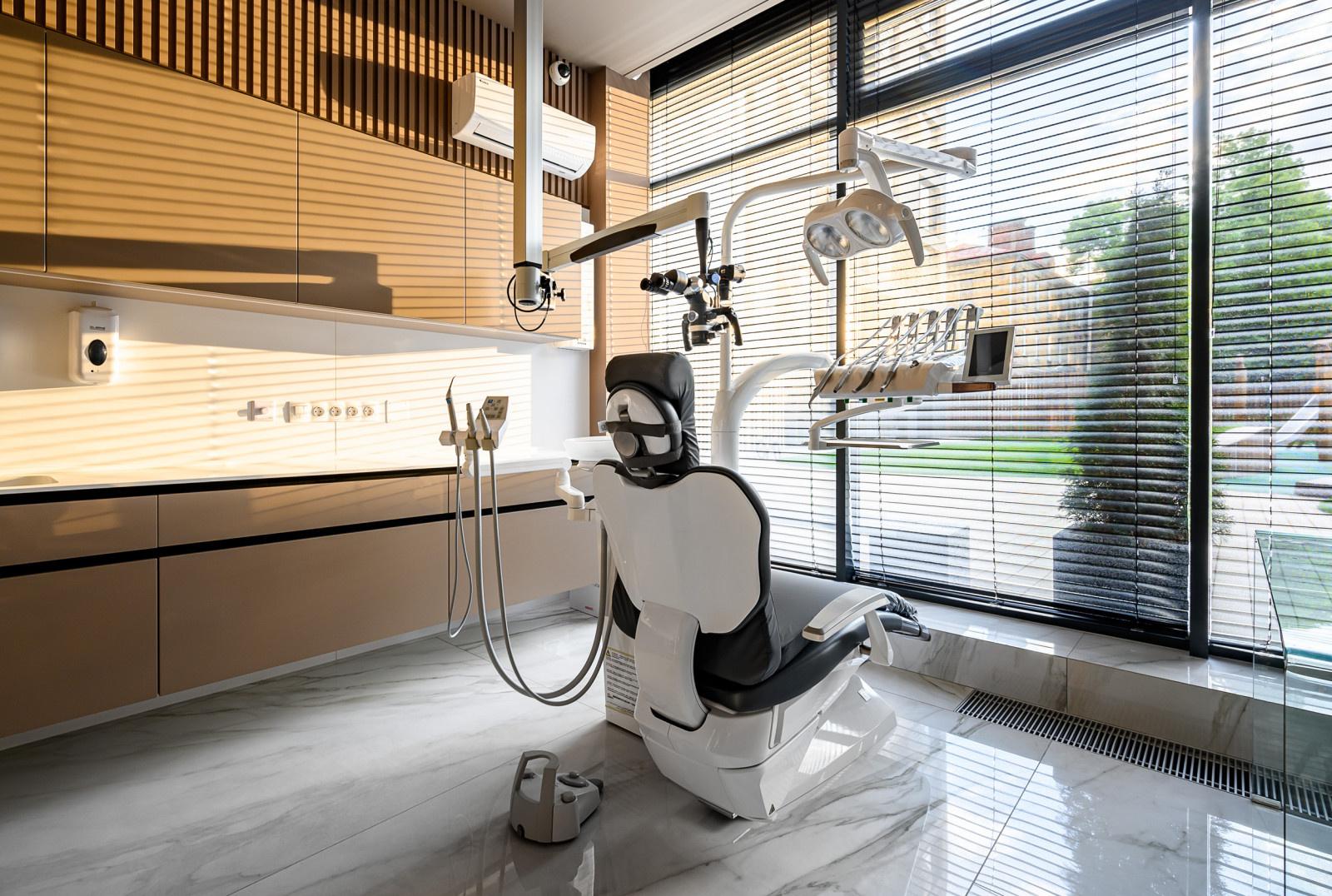 Клиника стоматологии