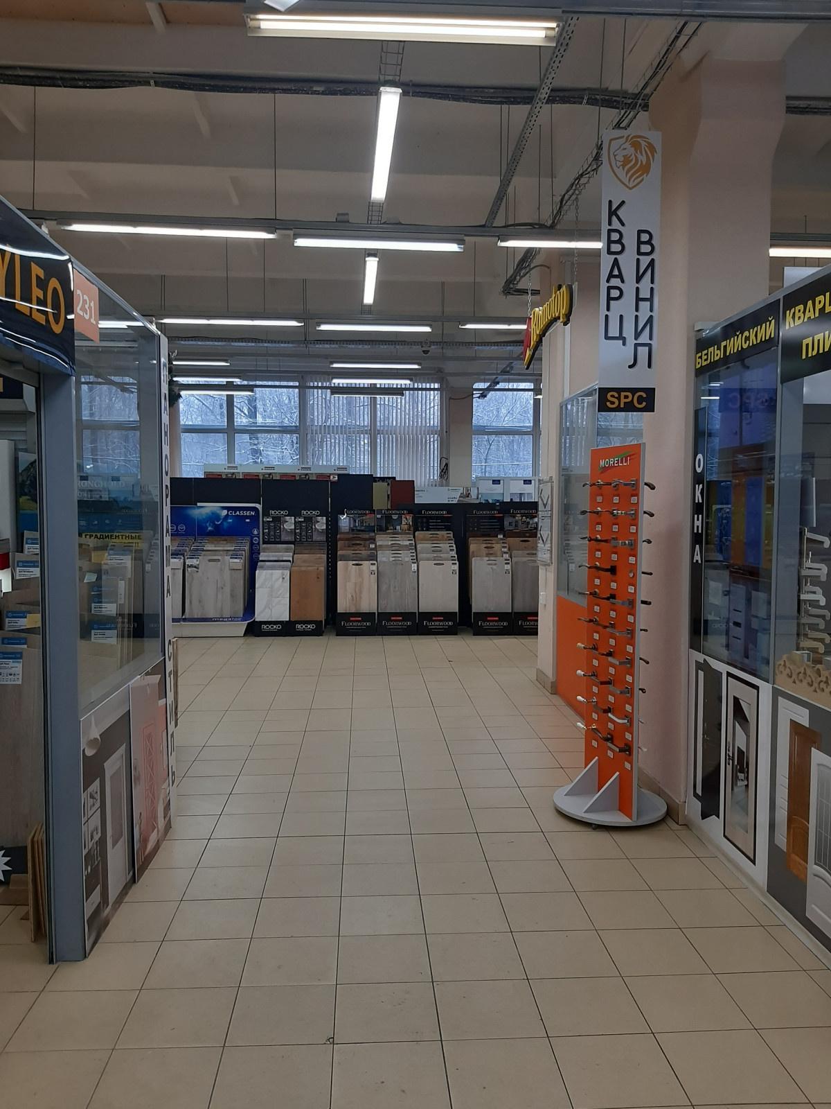 Паркет PRO в ТК "Бестужевский" СПб