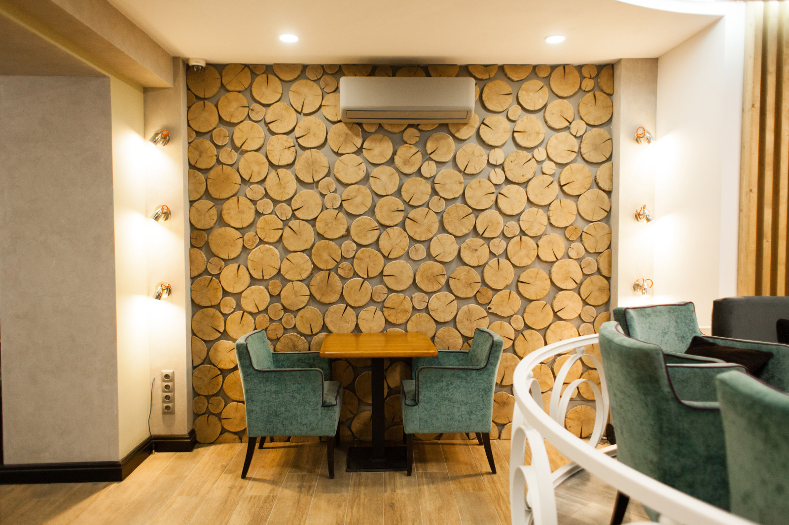 Кафе Коптильня на м-р Университетский