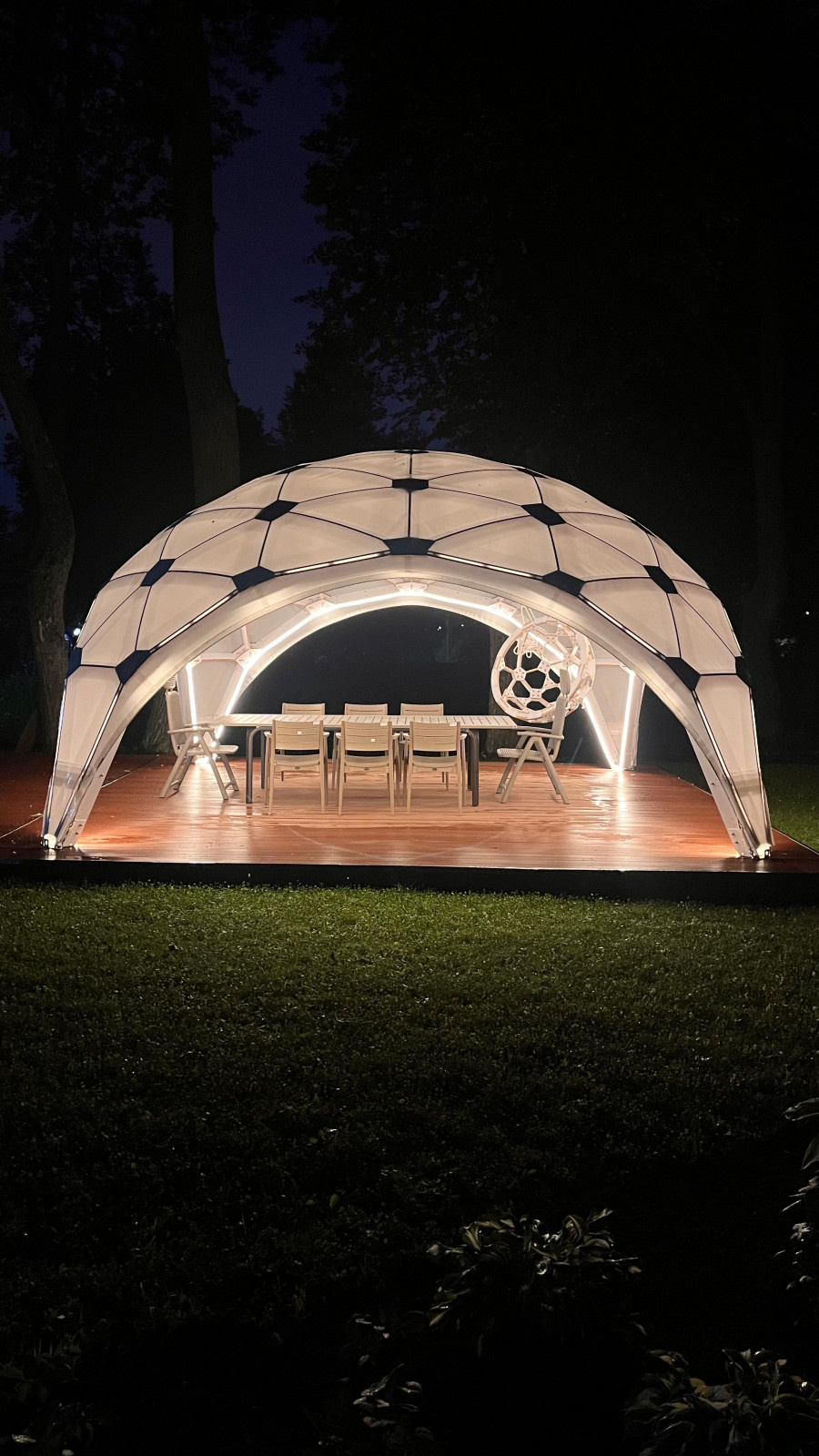 Беседка для усадьбы