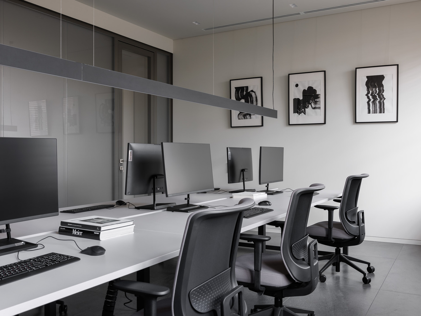 Обложка проекта: Офис на Кременчугской