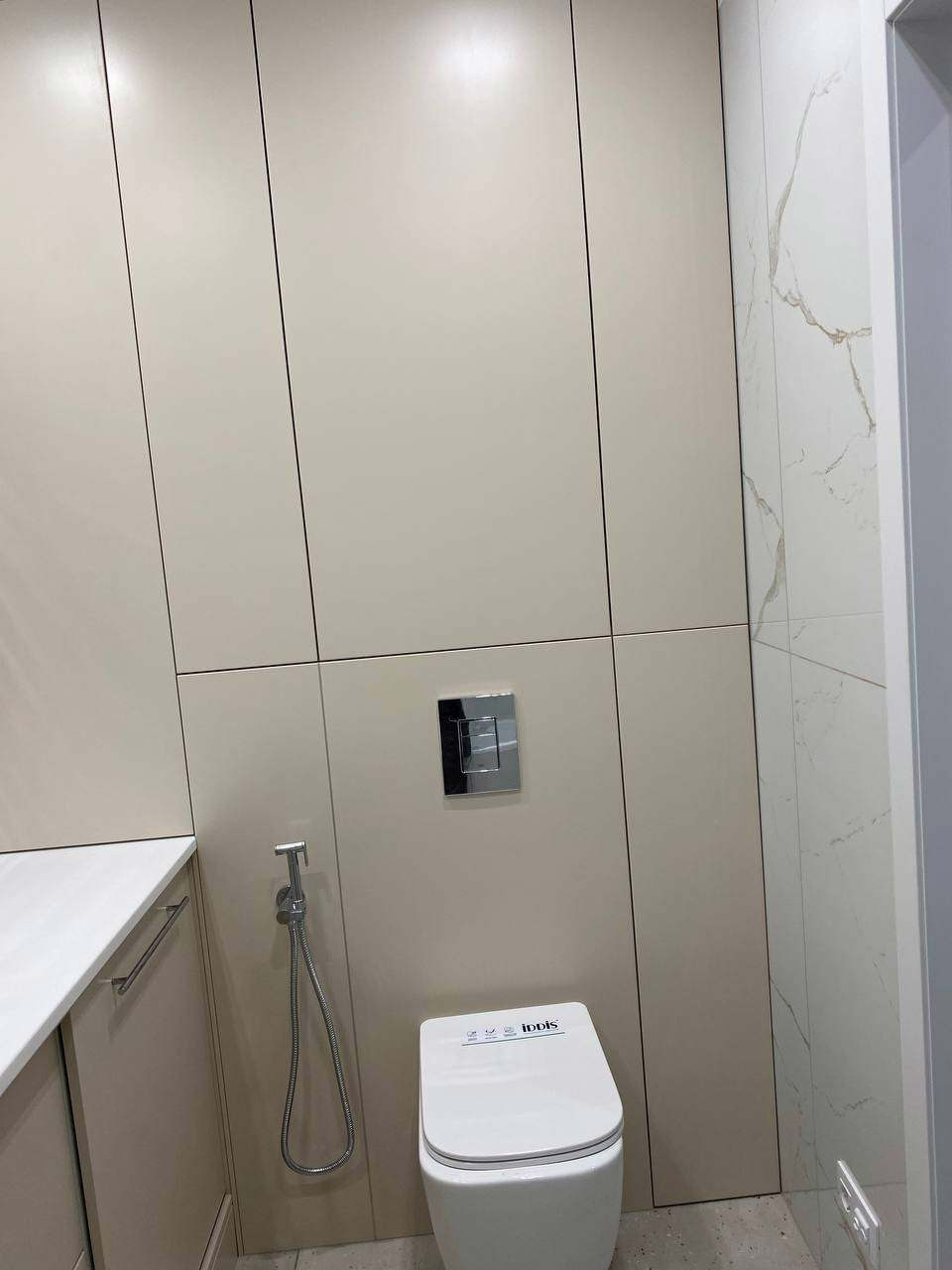 Двух комнатная квартира под ключ по адресу Ладо Кецхавели 37