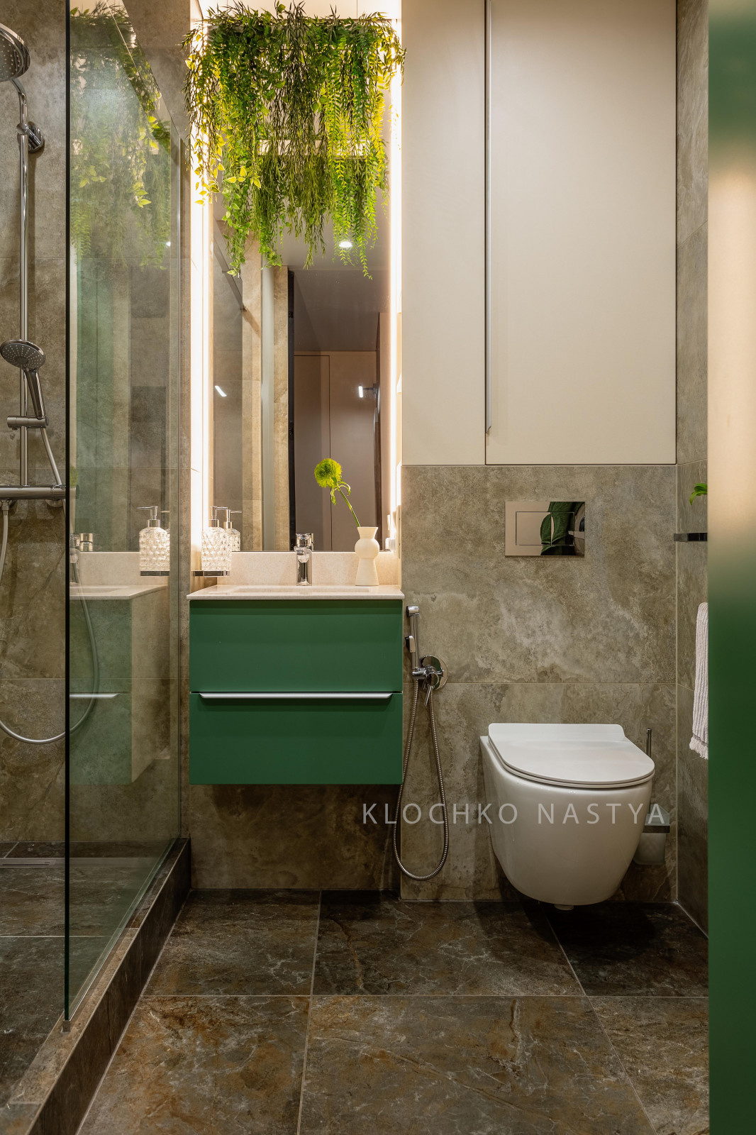 Малышка с двумя гардеробными