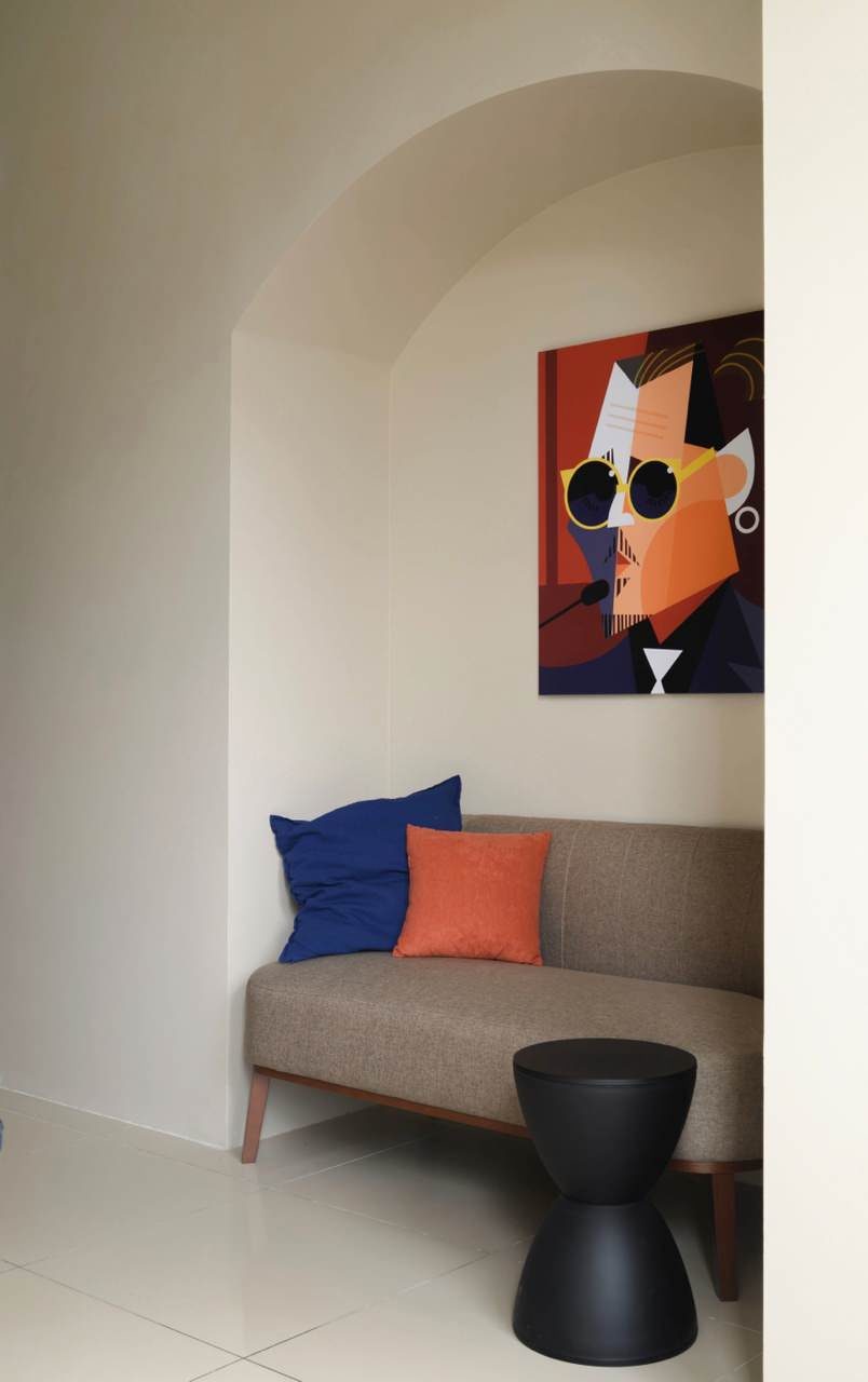 Оптика "Аюталь" / общий зал