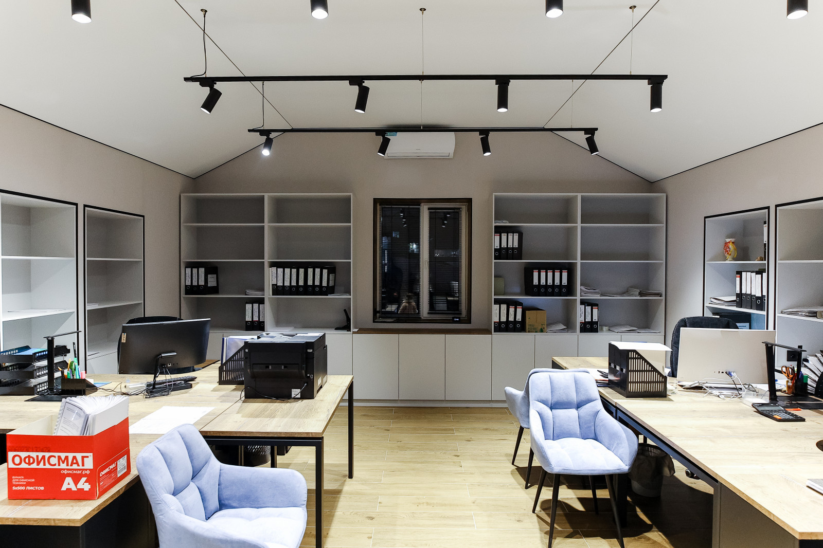 Дизайн офиса компании Калуга-Сити