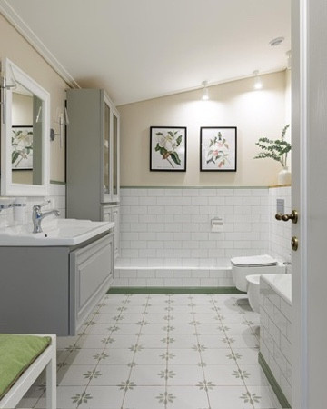 Комната молодой девушки под скатной крышей