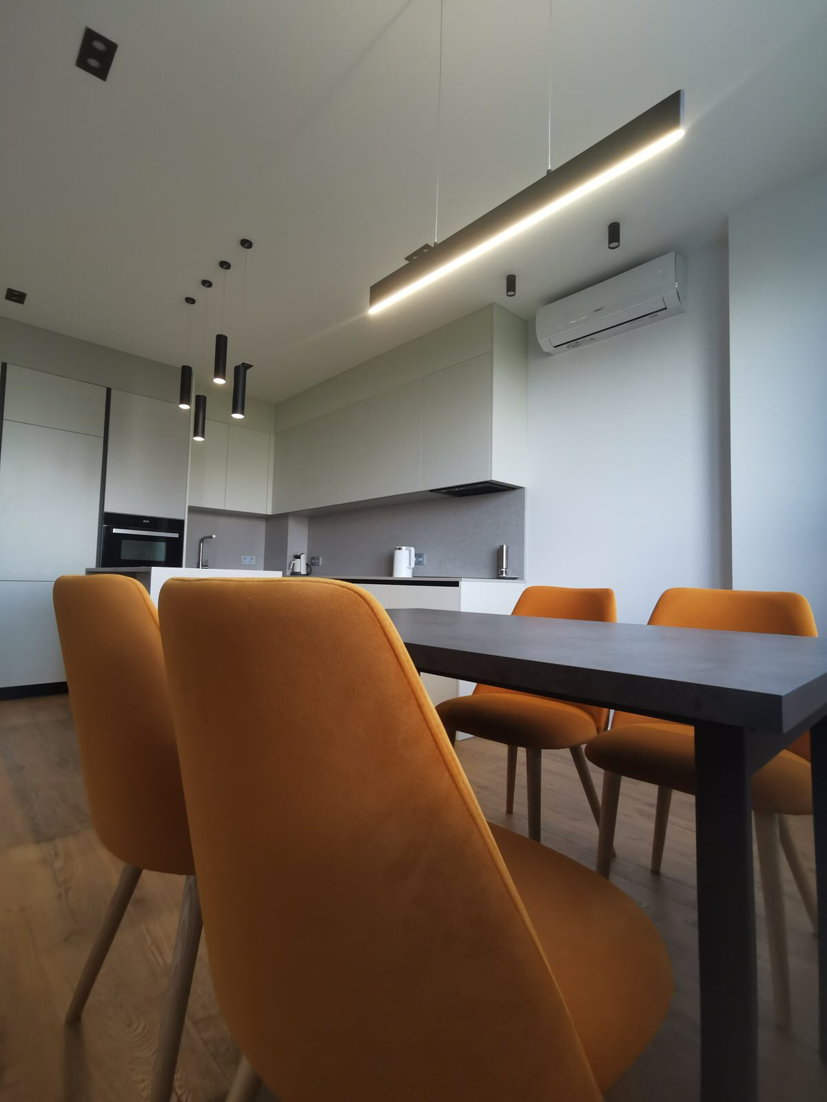 Пр. Дзержинского, 19