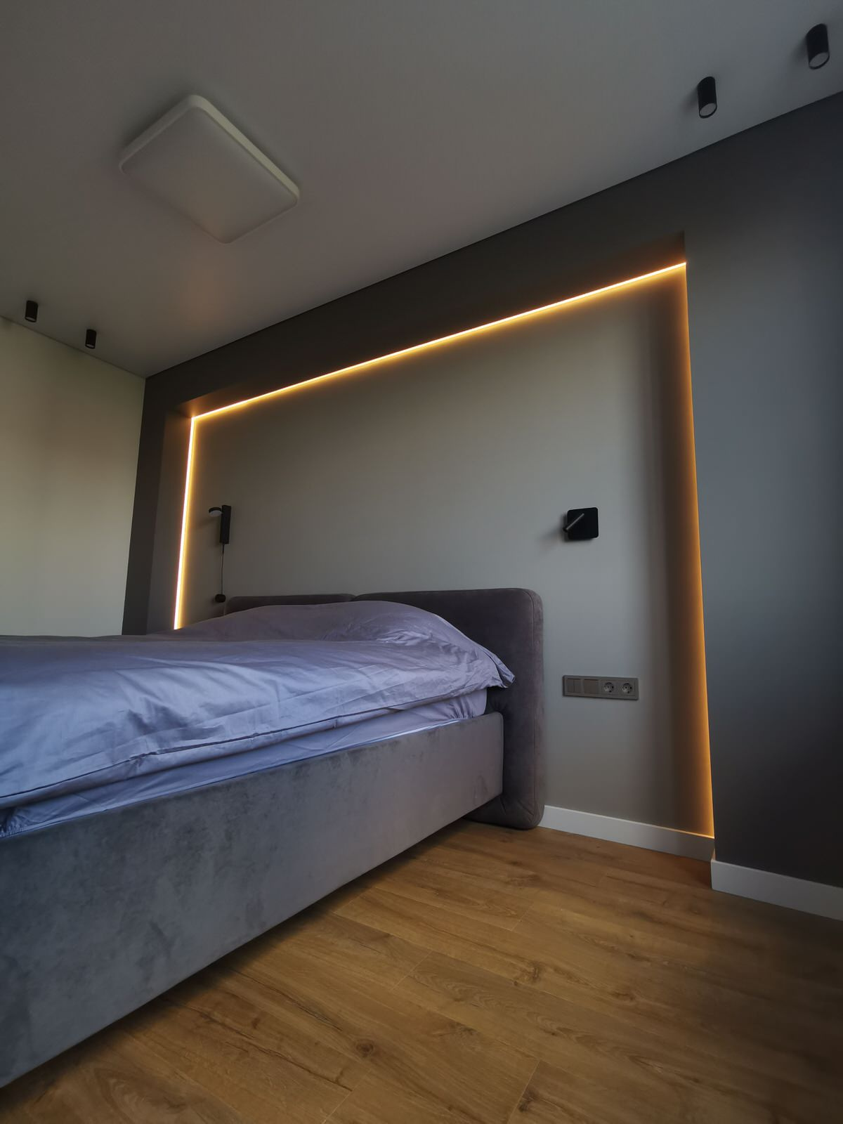 Пр. Дзержинского, 19