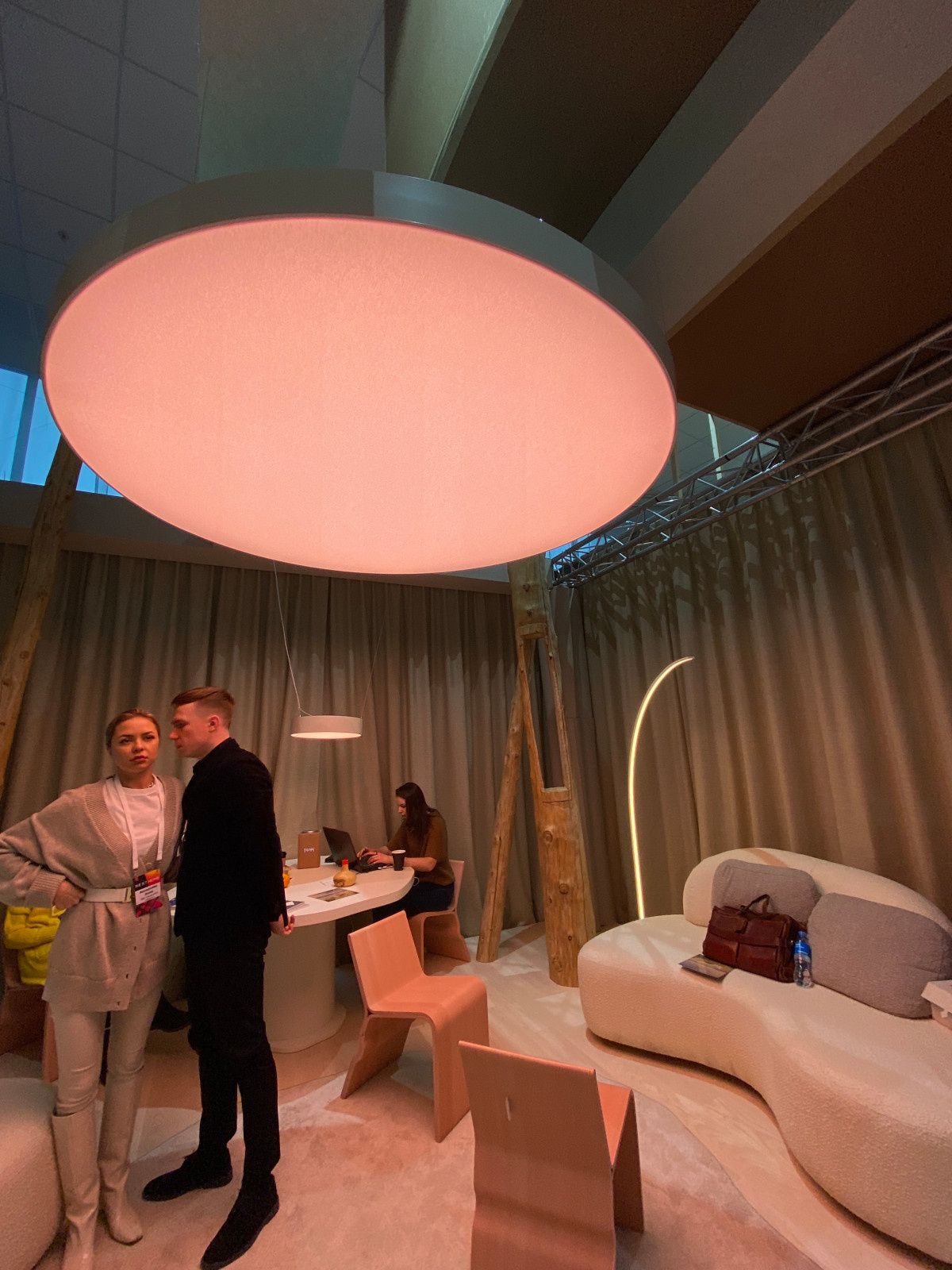 JM LUCENT на выставке office next