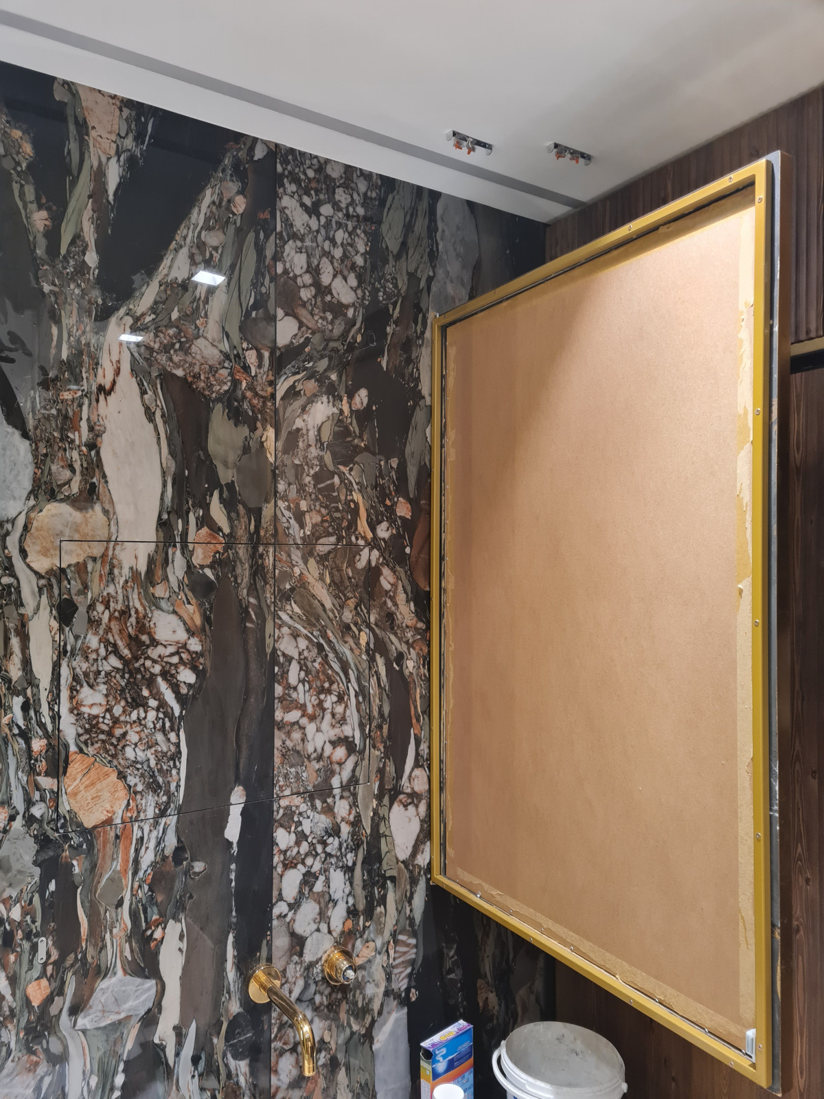 Нестандартные зеркала