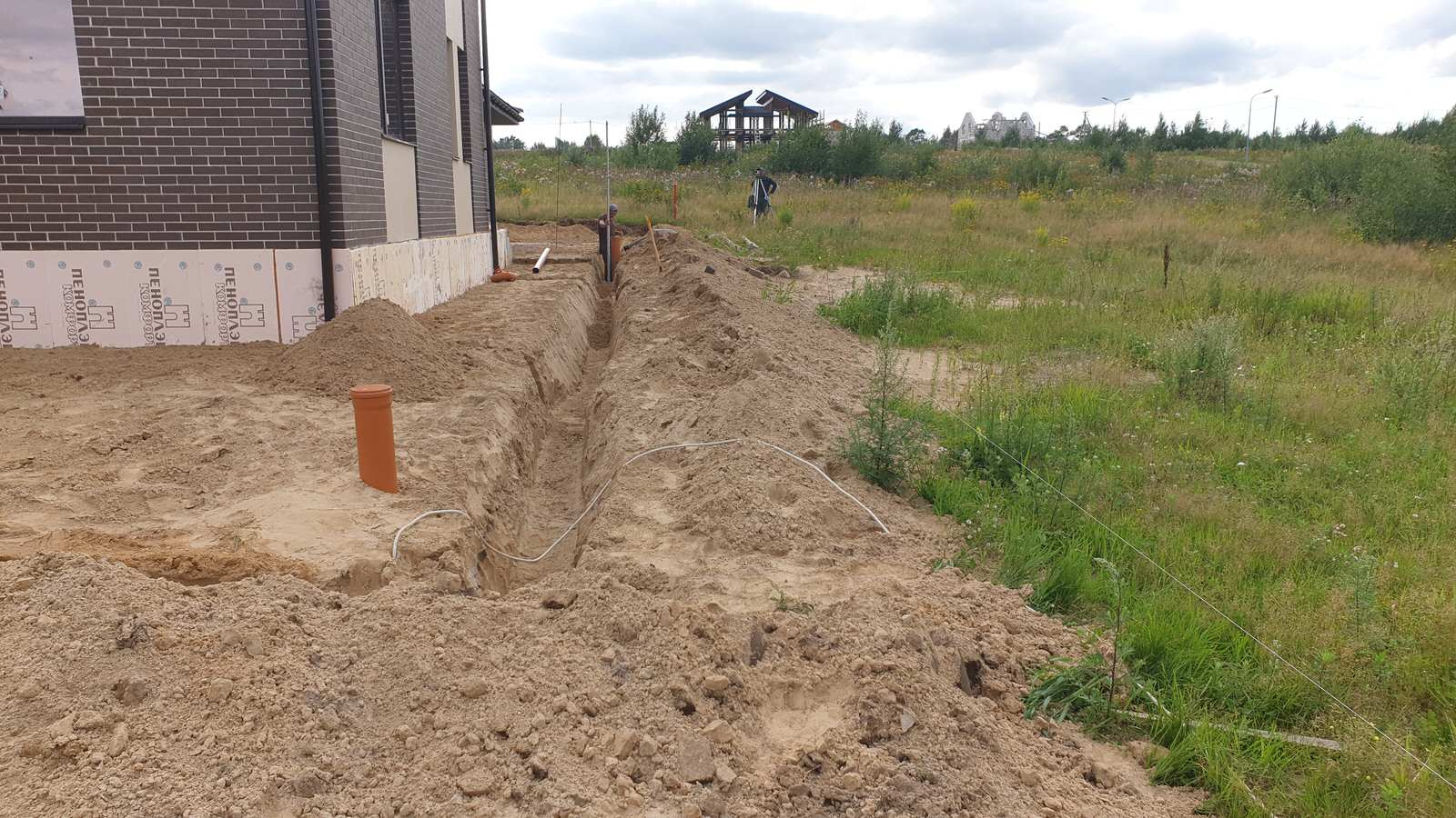 Благоустройство участка загородного дома, устройство дренажа и водоотведение