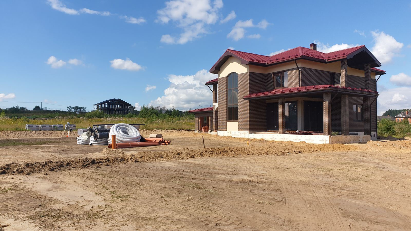 Благоустройство участка загородного дома, устройство дренажа и водоотведение