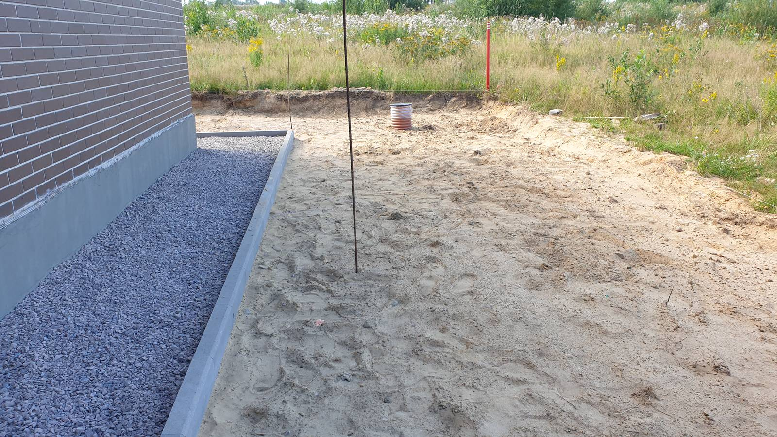 Благоустройство участка загородного дома, устройство дренажа и водоотведение