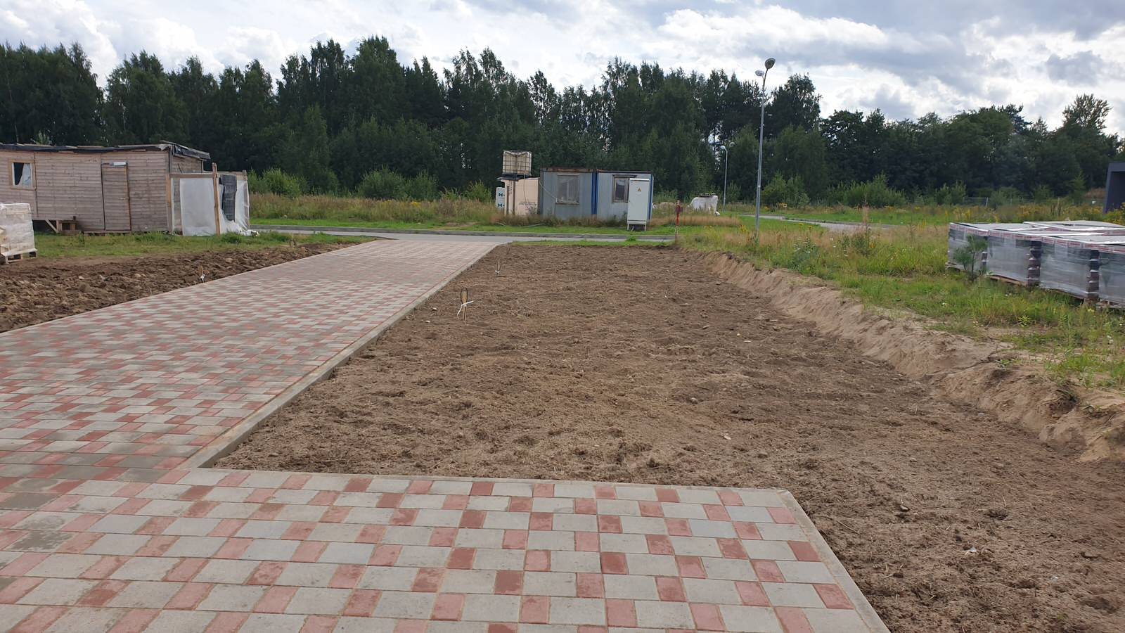 Благоустройство участка загородного дома, устройство дренажа и водоотведение