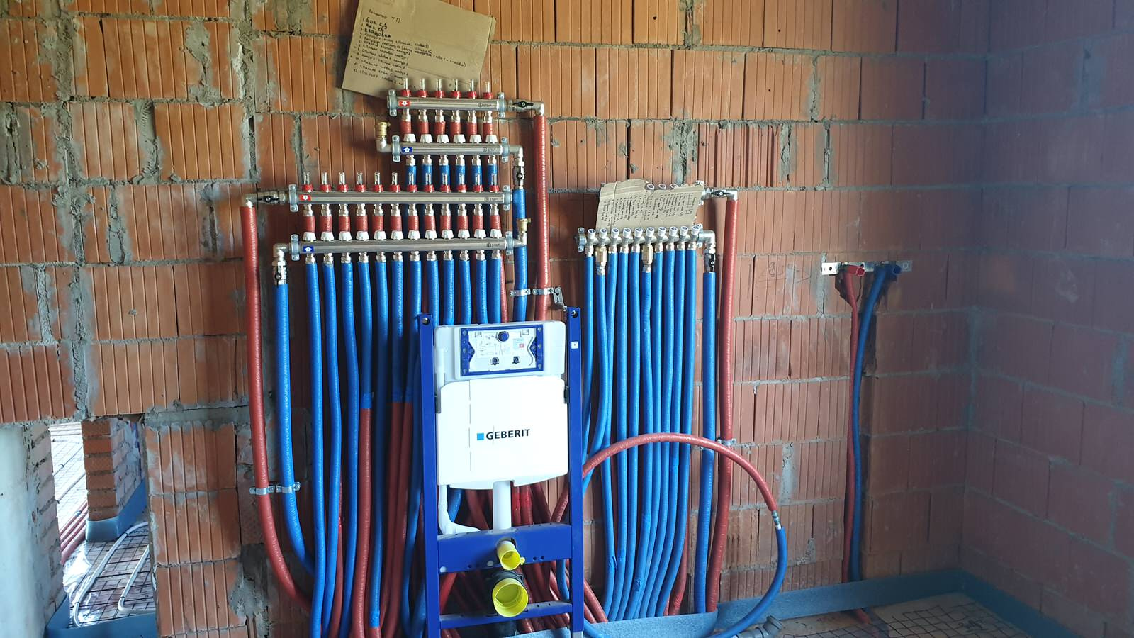 Монтаж Отопления и сантехники в частном доме