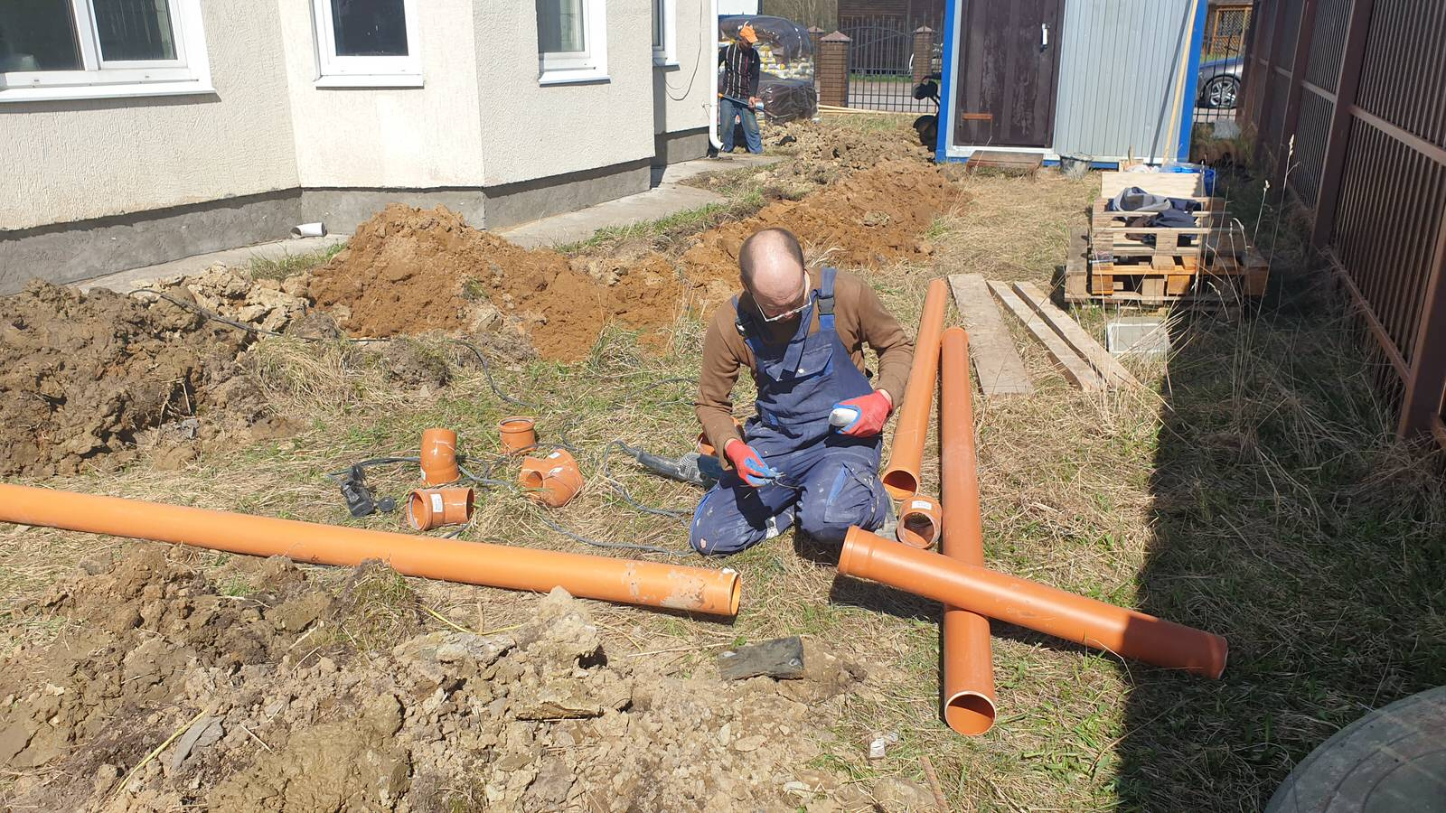 Дренаж участка, ограждение, парковка