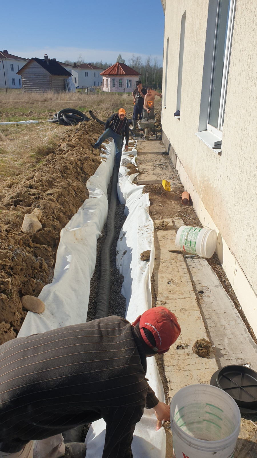 Дренаж участка, ограждение, парковка