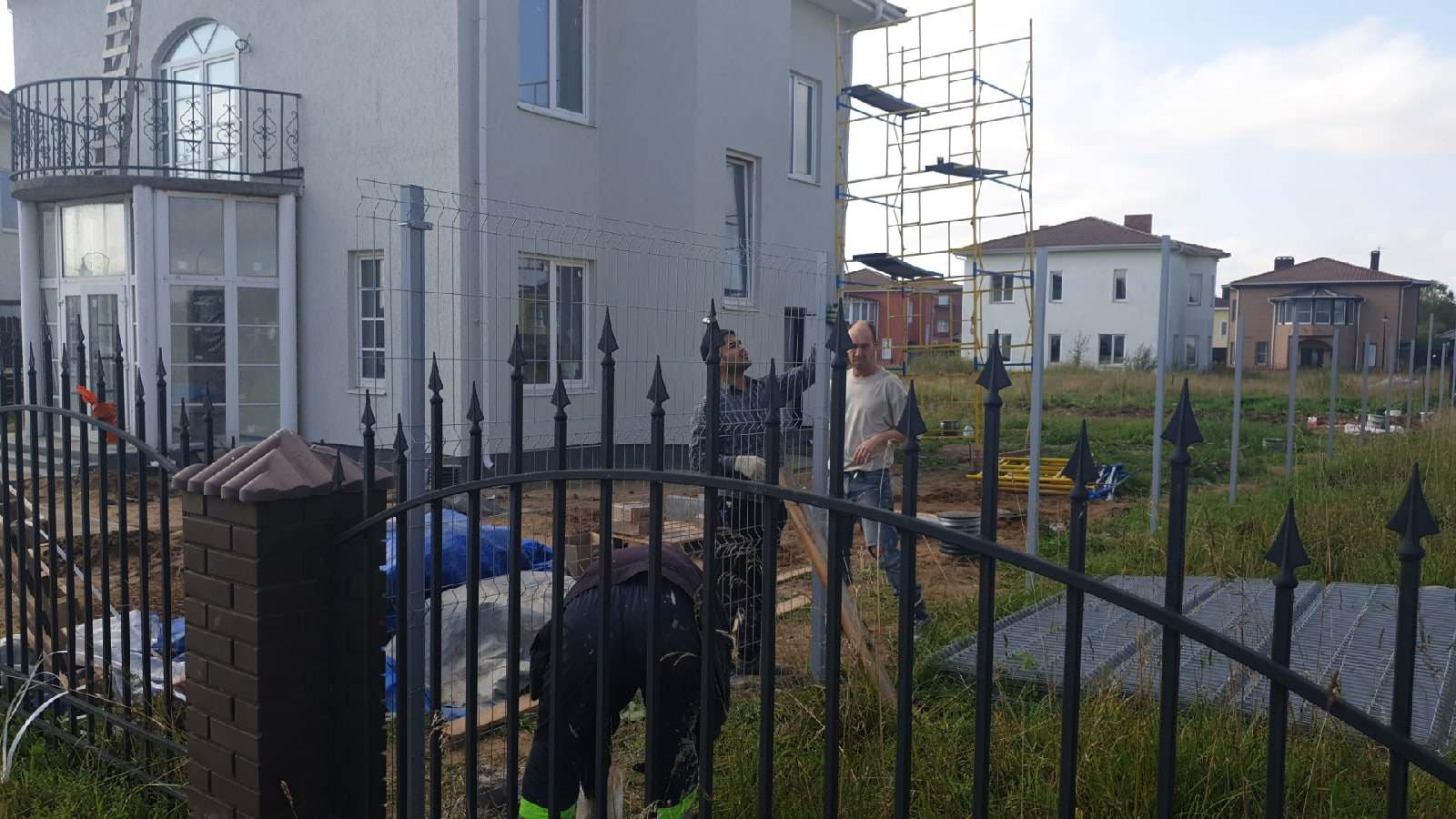 Ограждение участка в частном доме