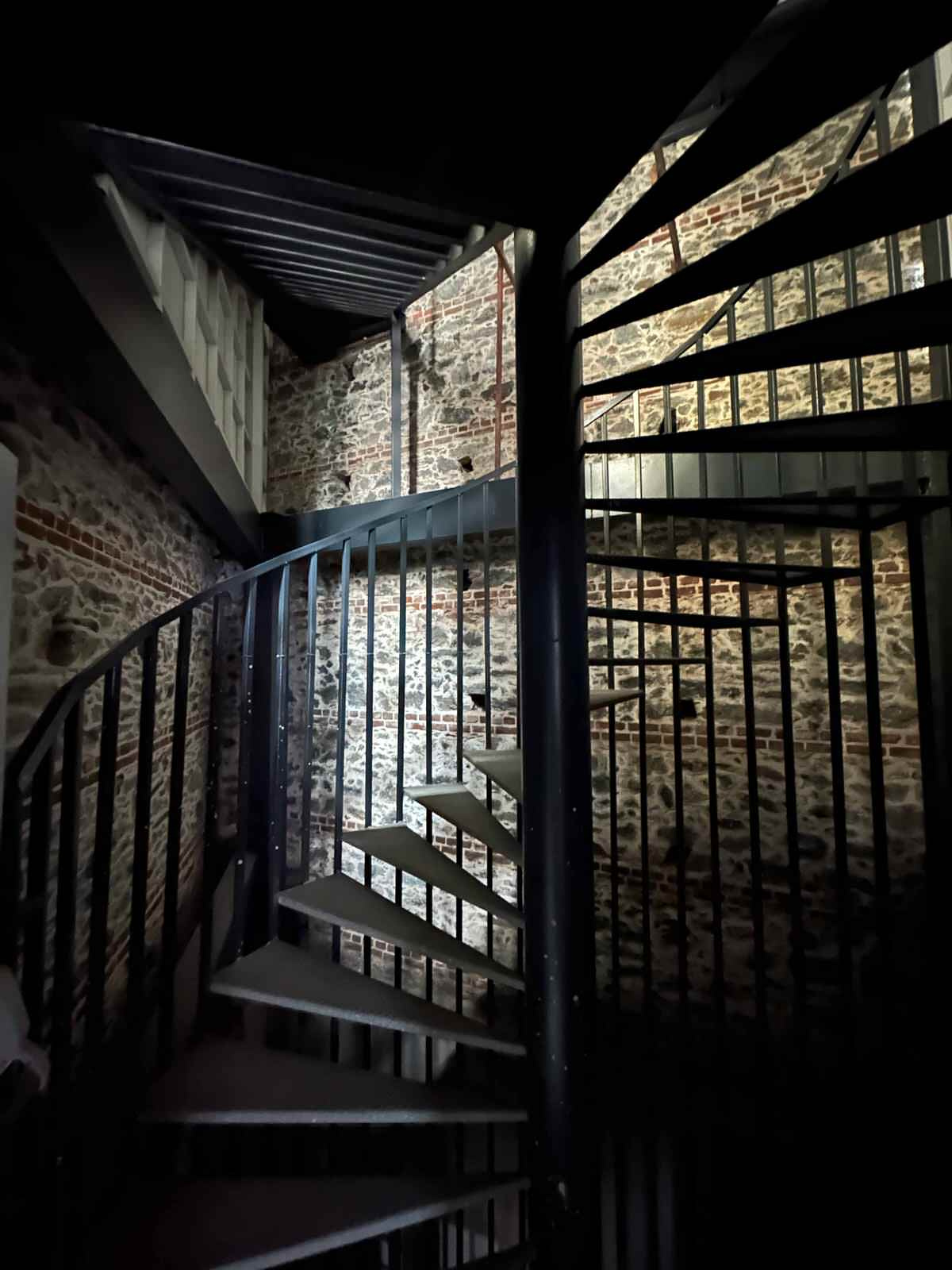 Mercan Holding headquarters lighting