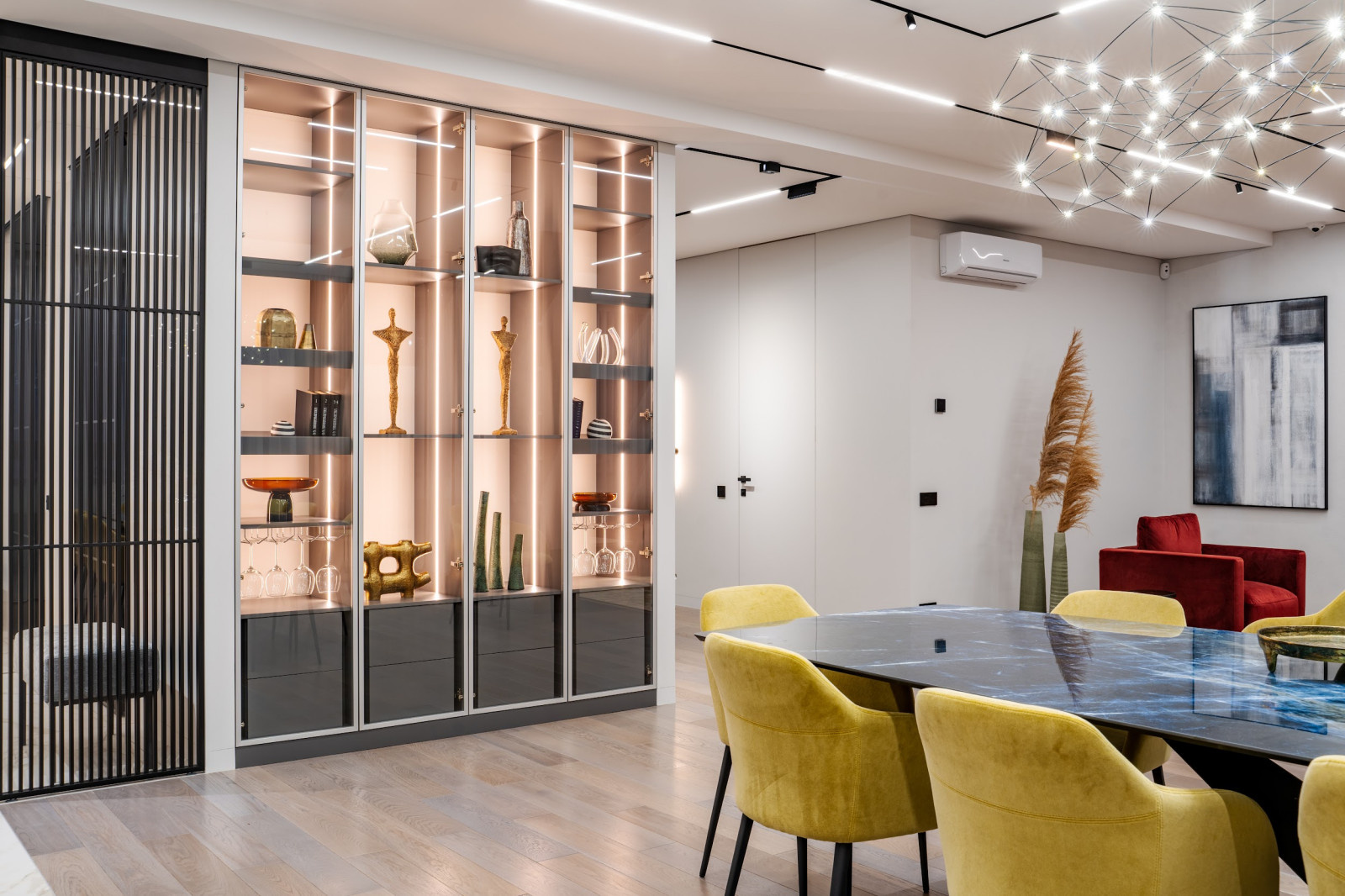 274_Эльдара_Рязанова