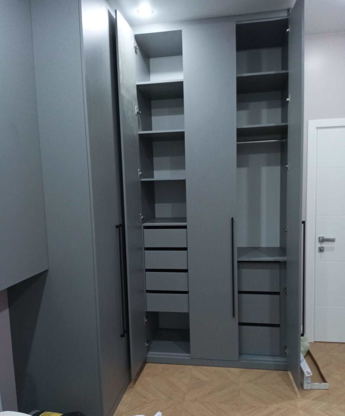 Обложка проекта: Шкаф в спальню