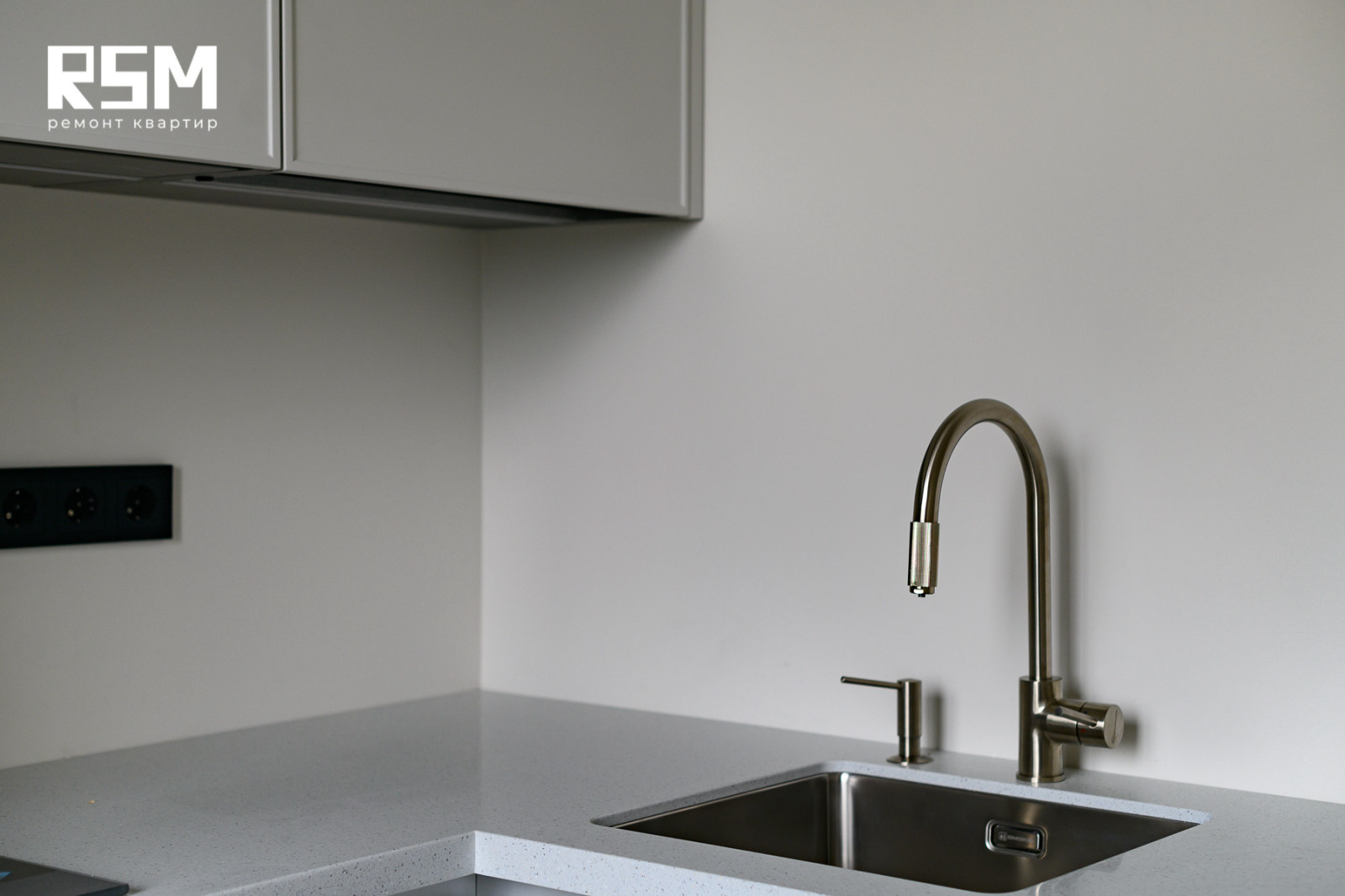 Старый фонд на набережной Черной речки