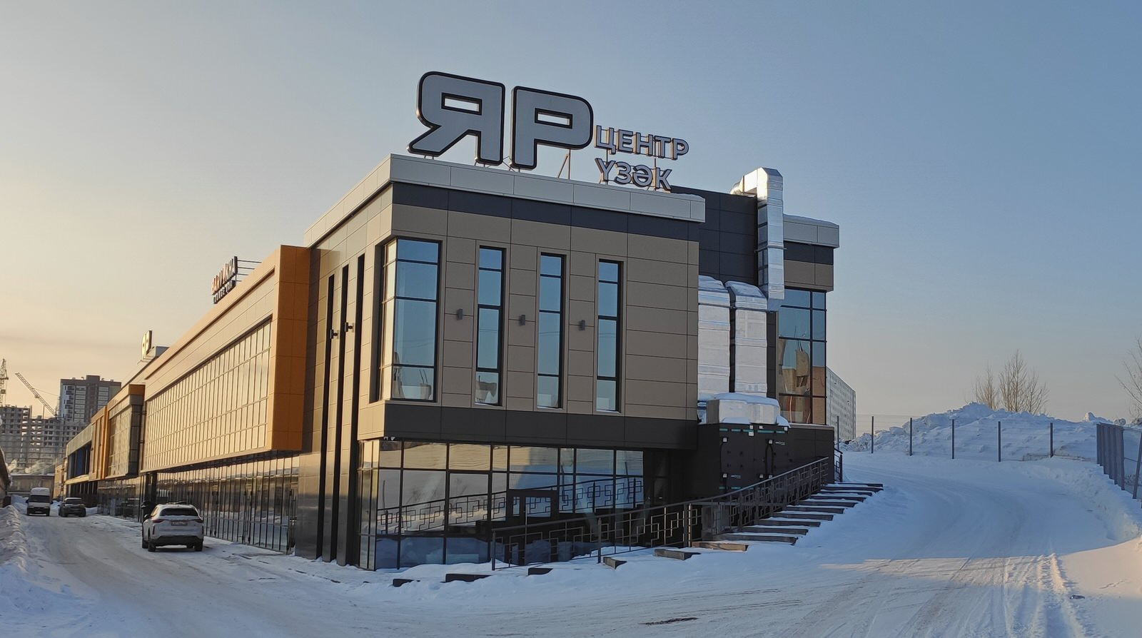 Обложка проекта: Торгово-развлекательный центр