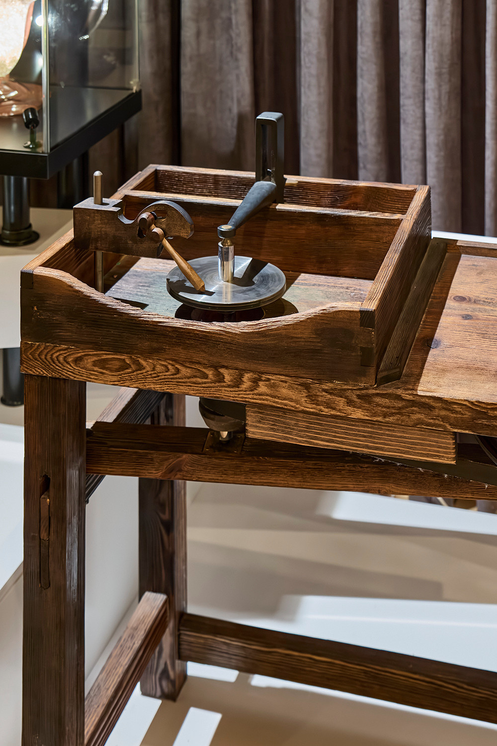 Музей истории камнерезного и ювелирного исксства