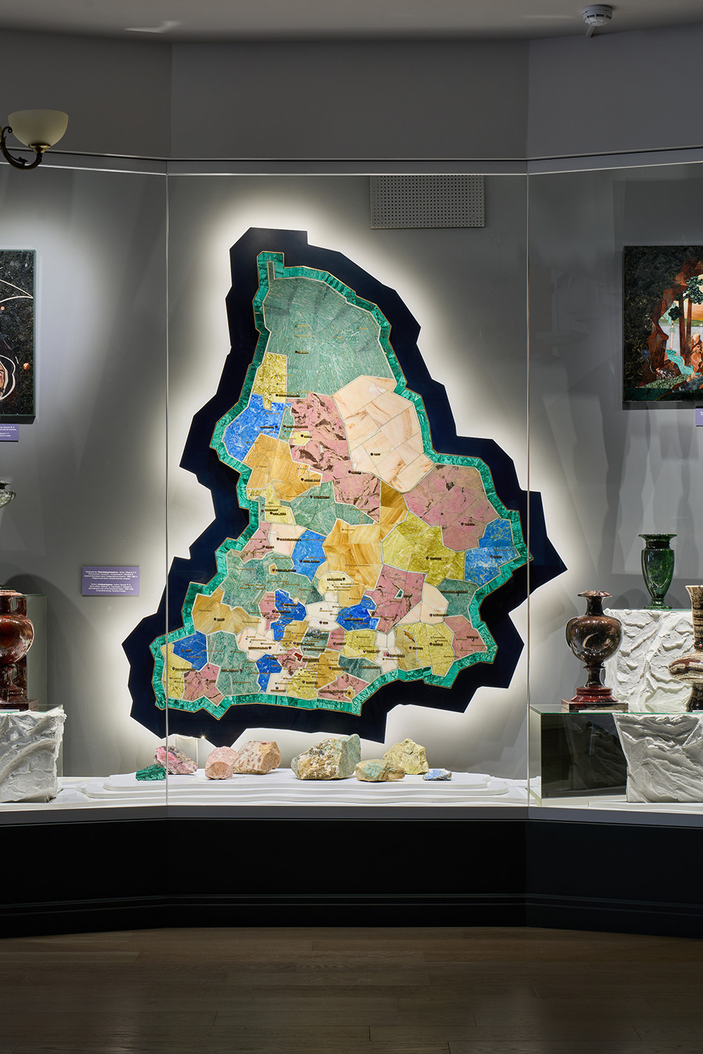 Музей истории камнерезного и ювелирного исксства