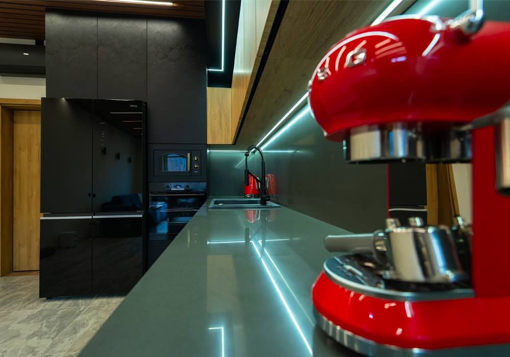 Благодатная, 57