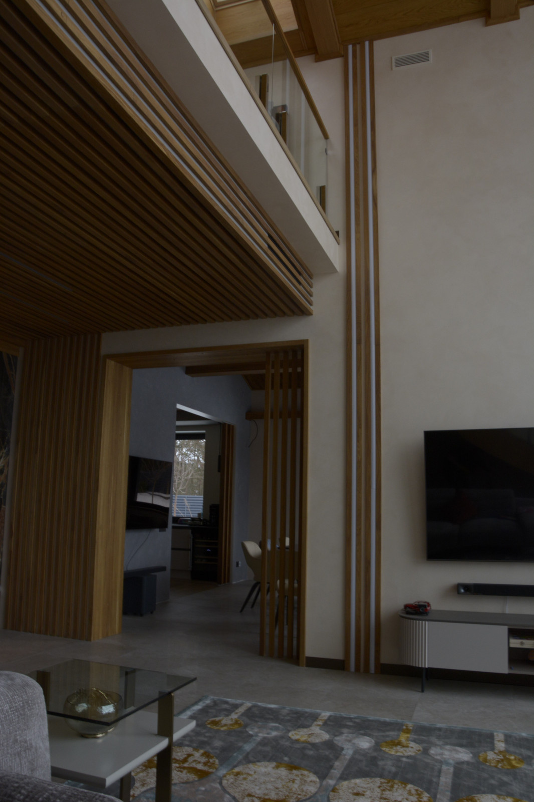 Отделка стен рейками, изготовление реек для зонирования и отделки стен