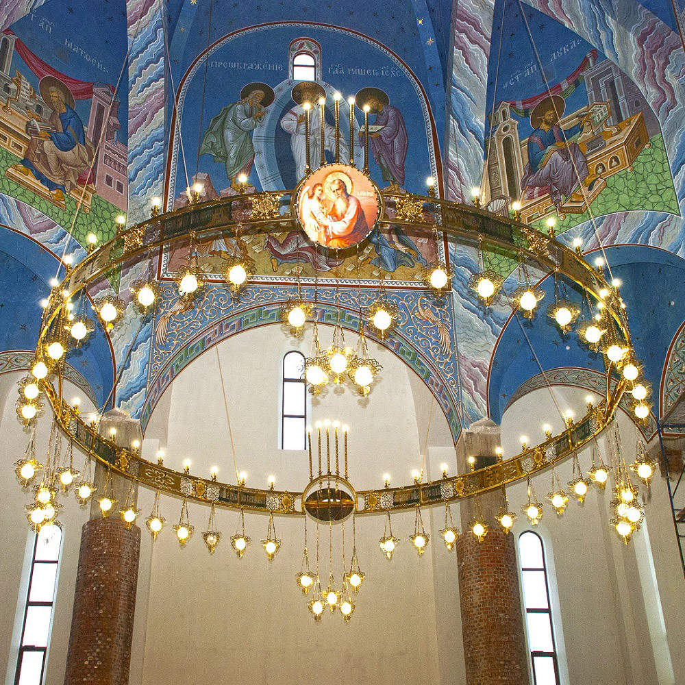 Хорос в храм святого апостола и евангелиста Иоанна Богослова в г. Кудрово