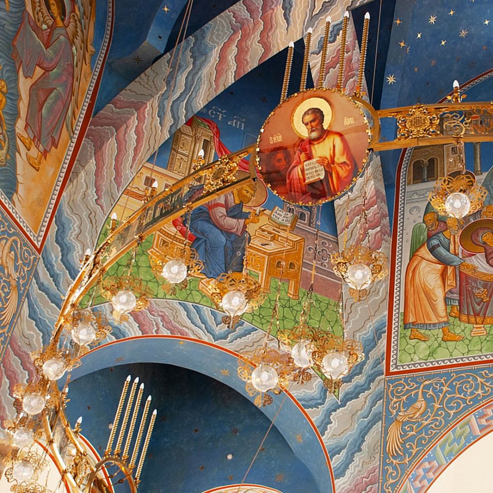 Хорос в храм святого апостола и евангелиста Иоанна Богослова в г. Кудрово