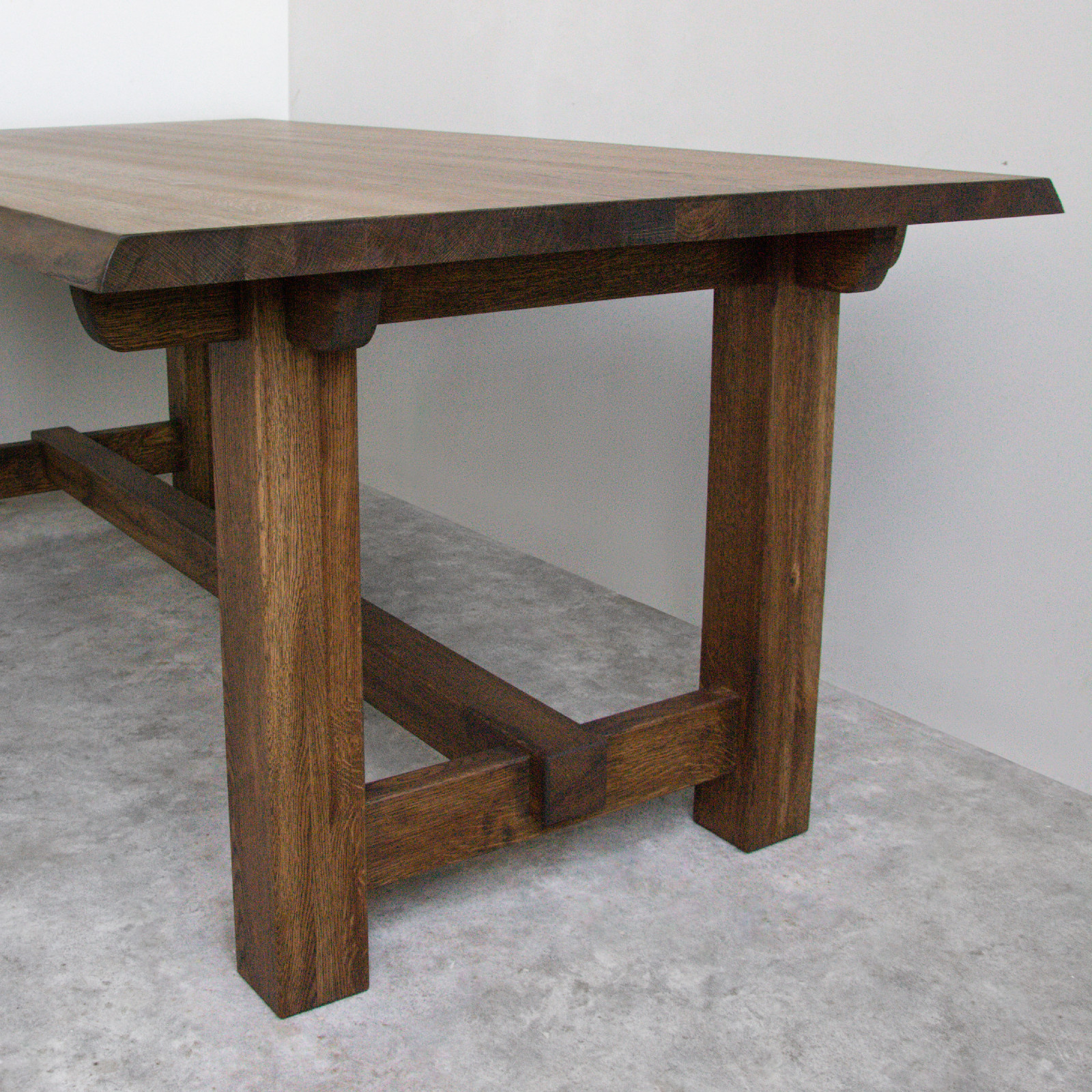 Обеденный стол из массива натурального дерева дуб стол на заказ