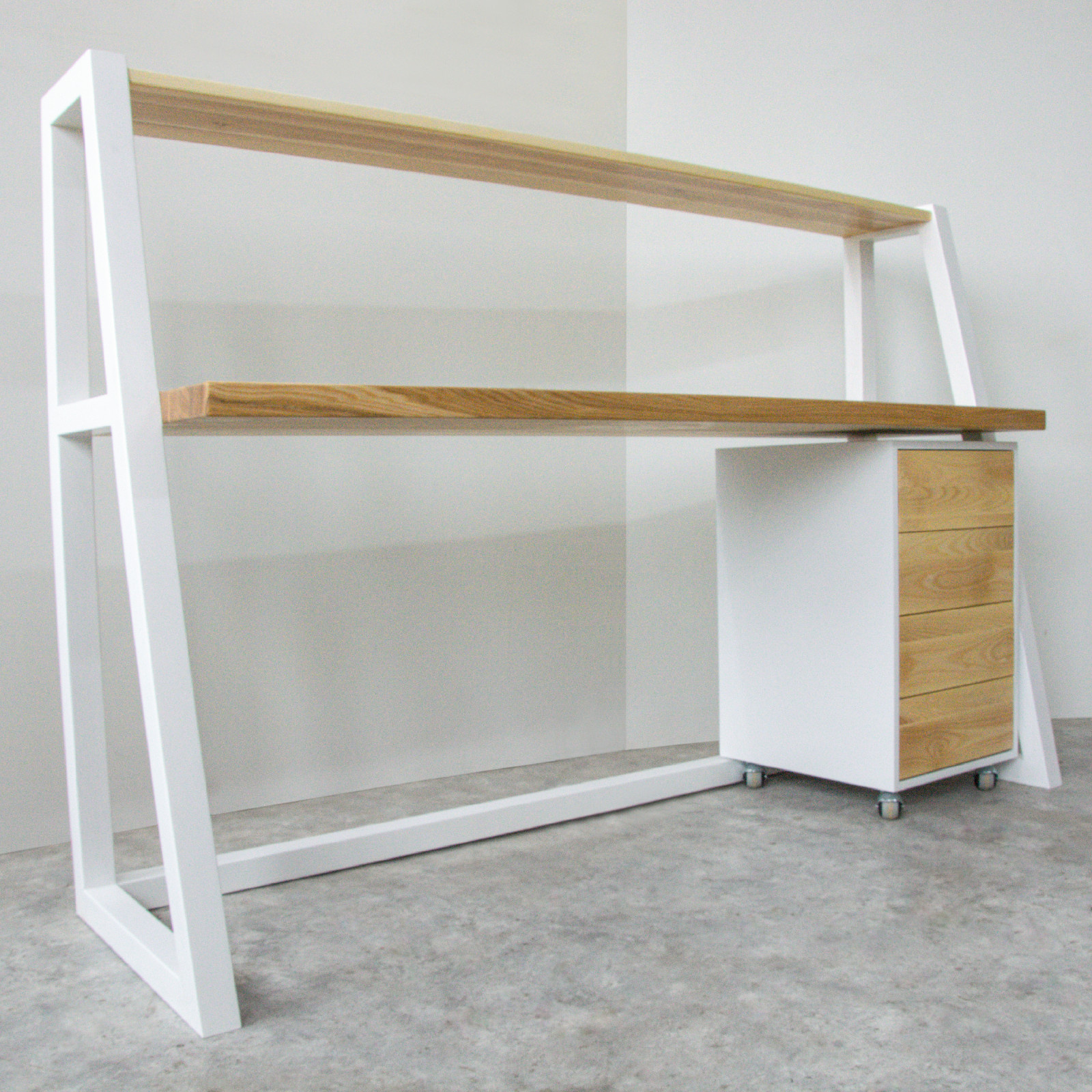 Письменный стол из массива дерева сканди купить заказать в москве с доставкой рф