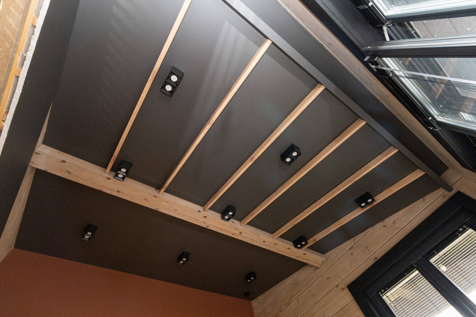 Ремонт дома из клеевого бруса 170 кв. м