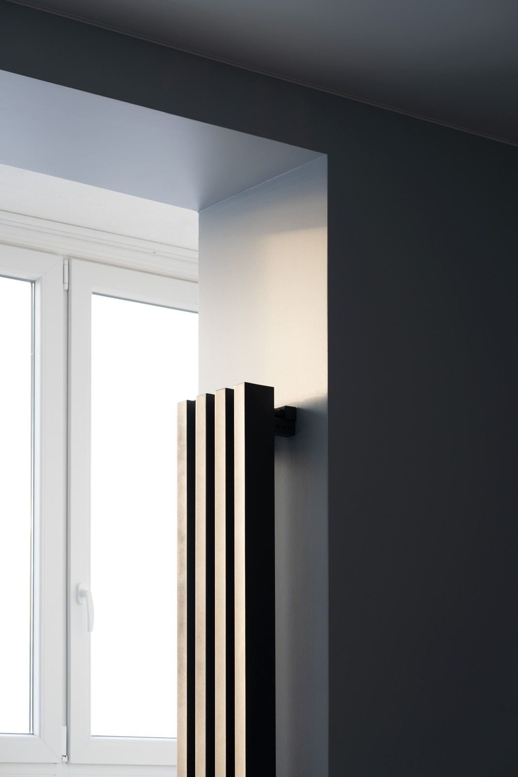 Минималистичный ремонт с лофтовыми деталями