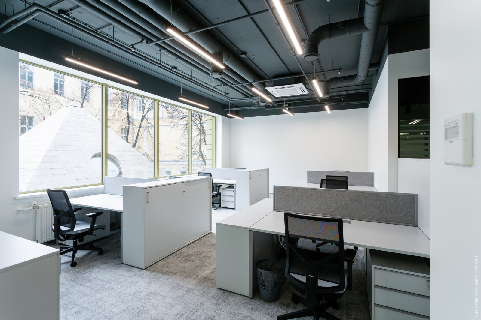 Office in Romanov Dvor Business Center, Moscow