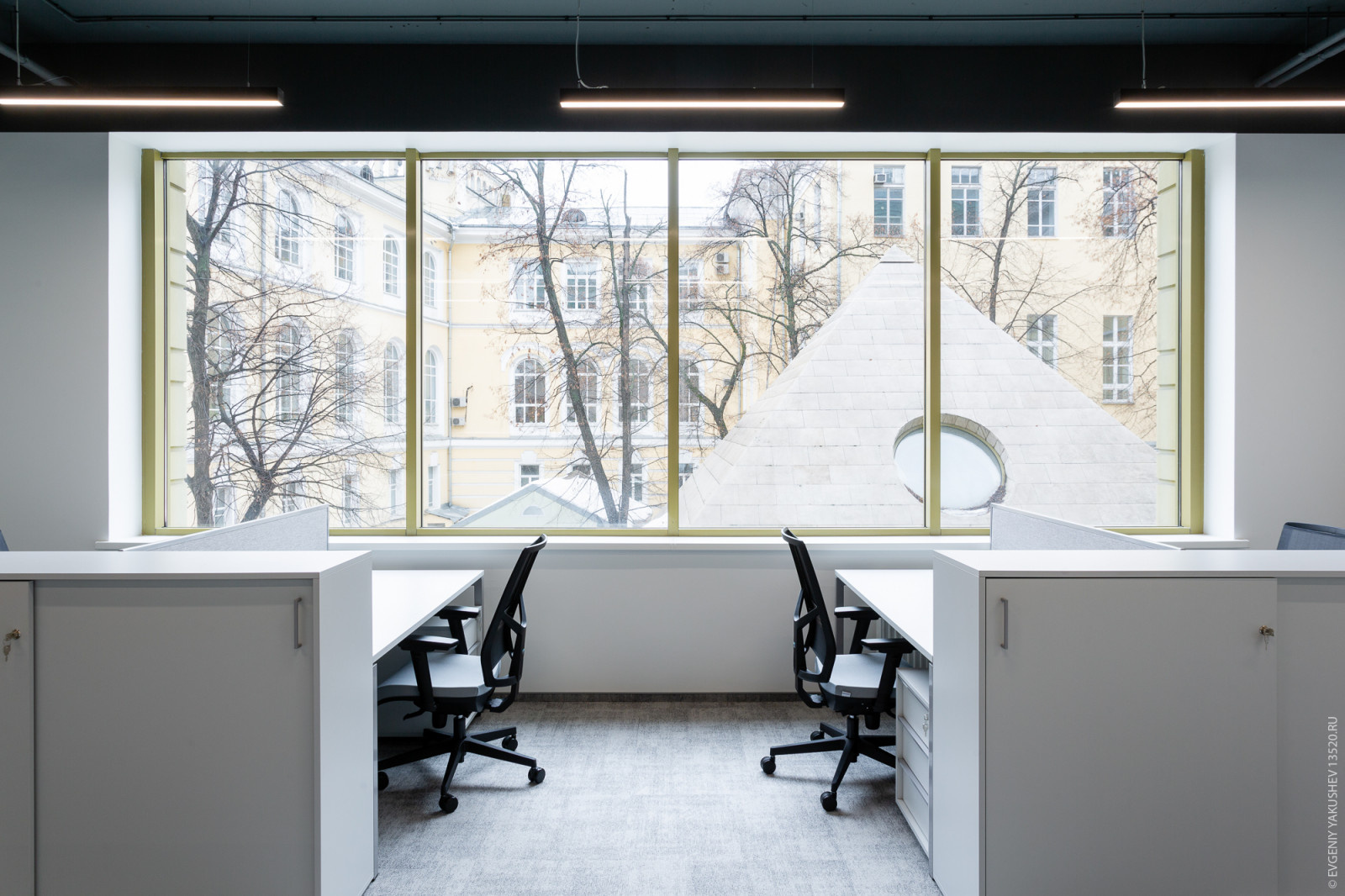 Office in Romanov Dvor Business Center, Moscow