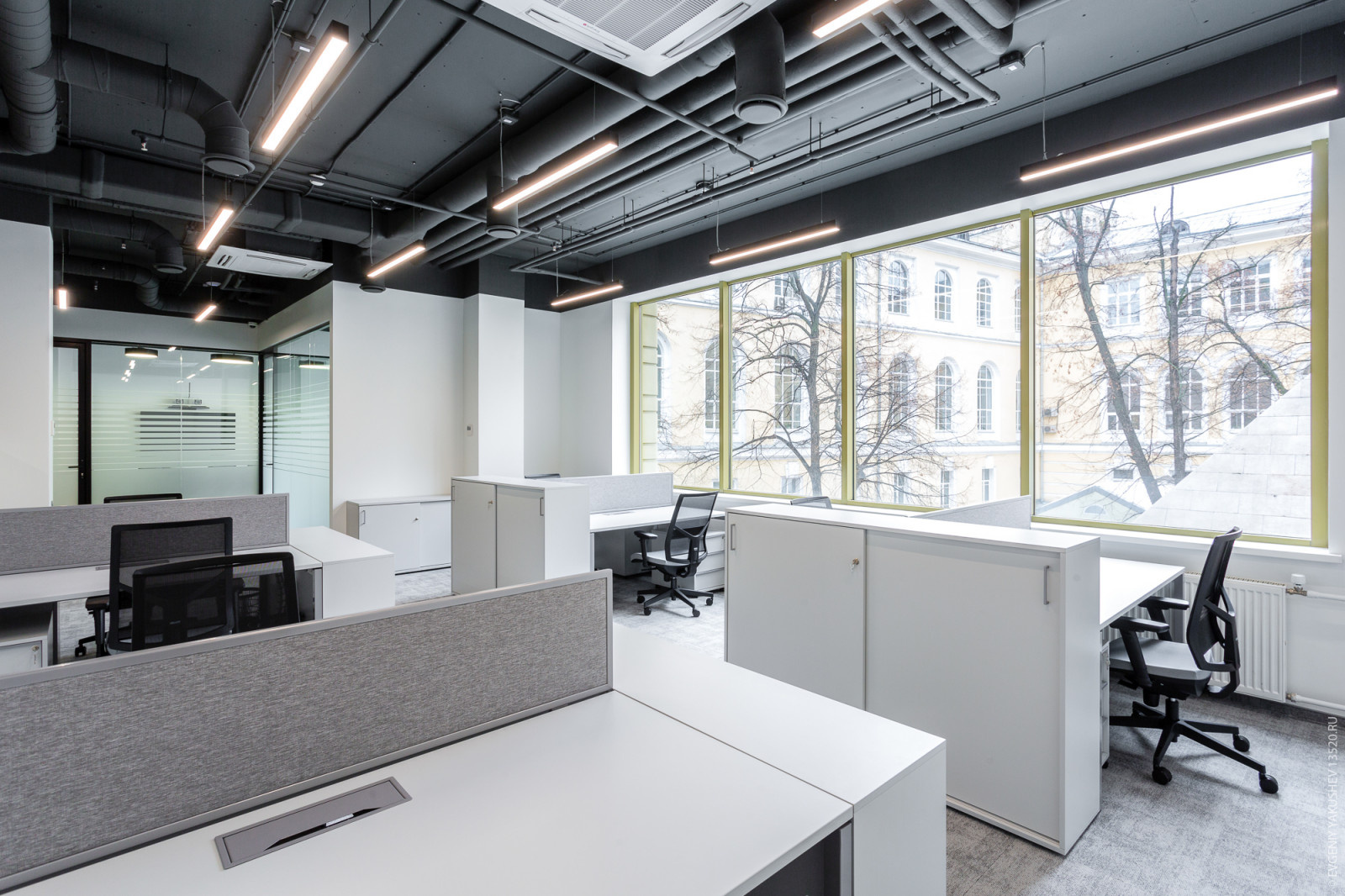 Office in Romanov Dvor Business Center, Moscow