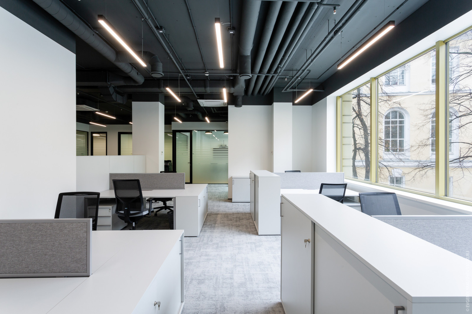 Office in Romanov Dvor Business Center, Moscow