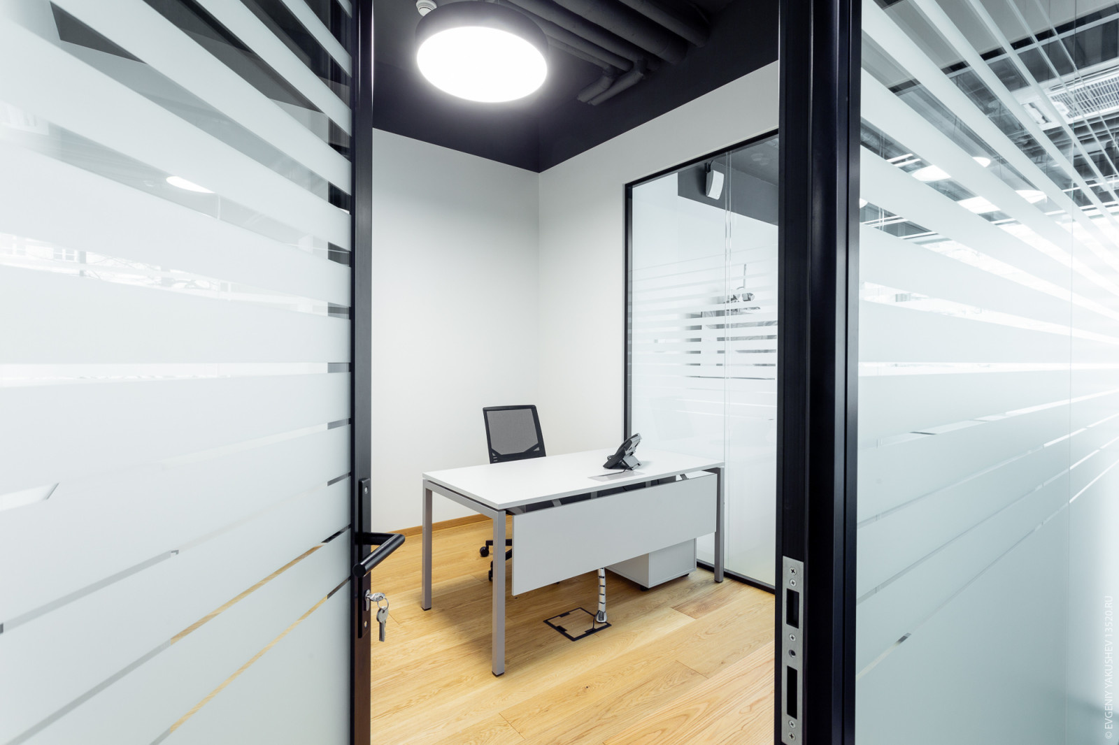 Office in Romanov Dvor Business Center, Moscow