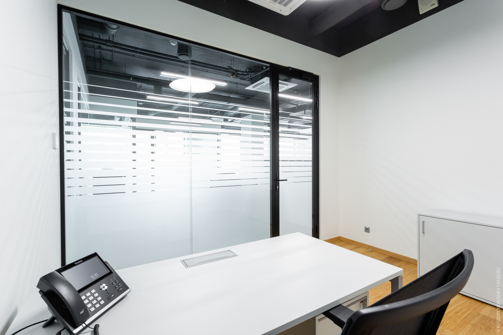 Office in Romanov Dvor Business Center, Moscow